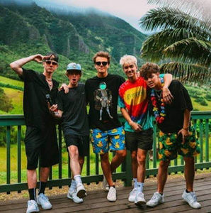 Meet your Posher, Clara